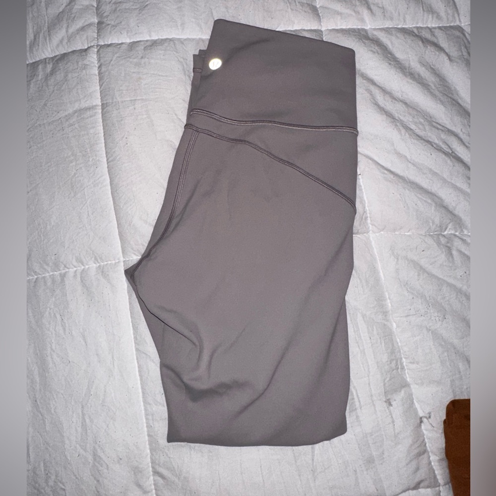 Light grey, full length LULU LEMON LEGGINGS